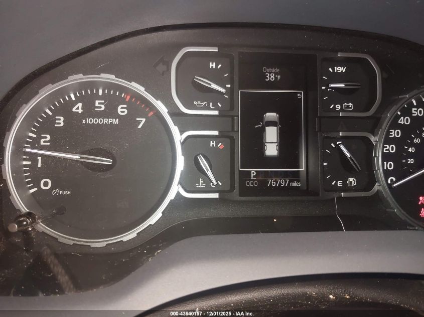 2019 Toyota Tundra Sr5 5.7L V8 VIN: 5TFDW5F13KX779398 Lot: 43640157