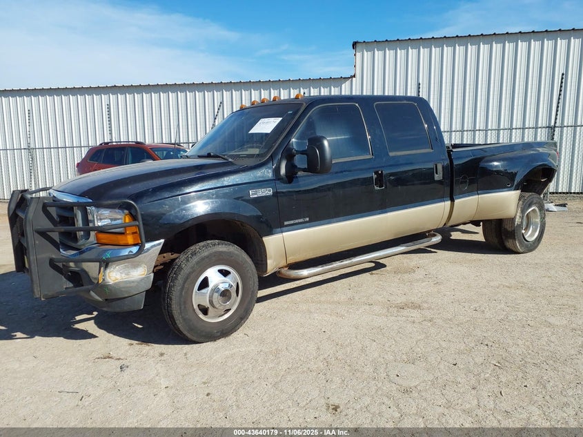 1FTWW33F61EC86726 2001 FORD F350 photo no. 2