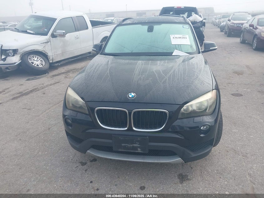 2013 BMW X1 xDrive28I VIN: WBAVL1C54DVR85516 Lot: 43640204