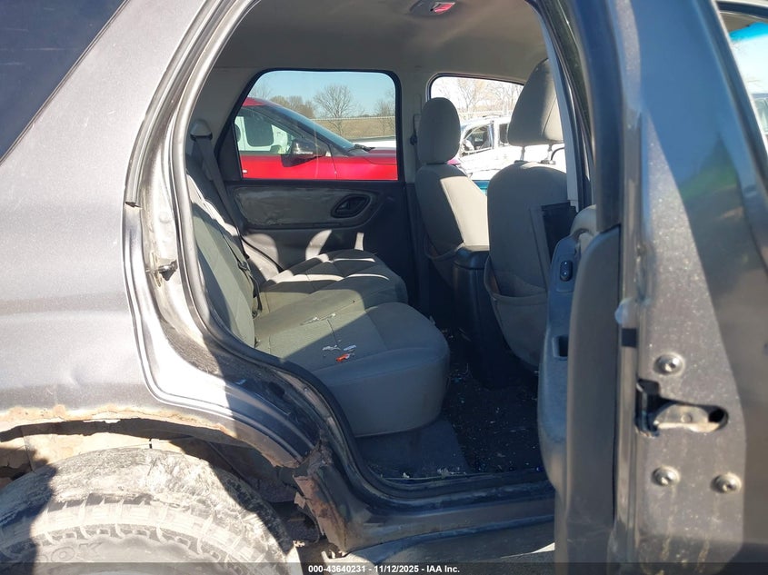 2005 Ford Escape Xlt VIN: 1FMCU931X5KD40404 Lot: 43640231