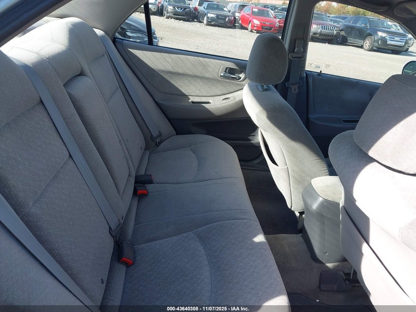 1HGCG66502A039913 2002 HONDA ACCORD photo no. 8