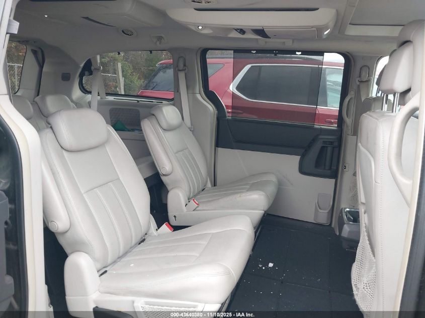 2010 Chrysler Town & Country Touring Plus VIN: 2A4RR8DX6AR405199 Lot: 43640380