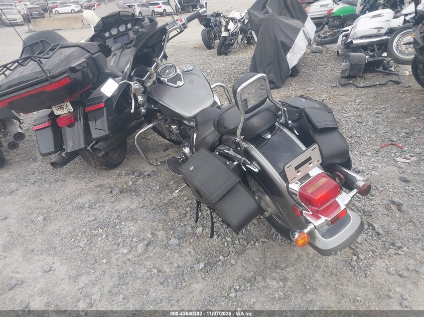2005 SUZUKI C50 JS1VS55A152107711