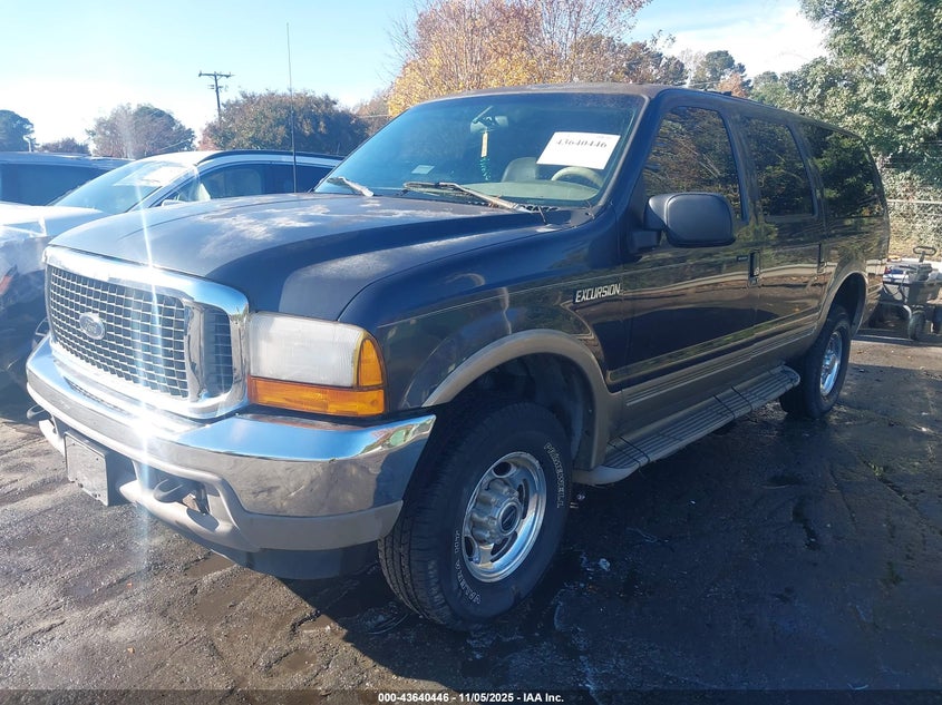1FMNU43S5YEC33347 2000 FORD EXCURSION photo no. 2