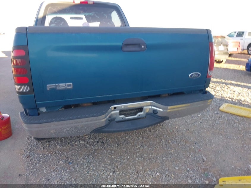 2000 Ford F-150 Work Series/Xl/Xlt VIN: 3FTZF1729YMA82483 Lot: 43640471