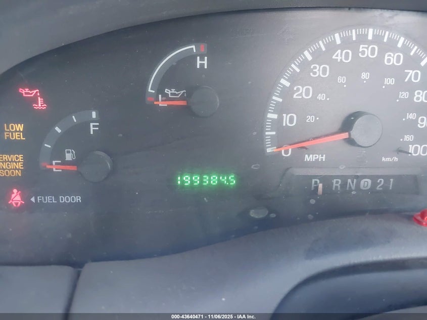 2000 Ford F-150 Work Series/Xl/Xlt VIN: 3FTZF1729YMA82483 Lot: 43640471