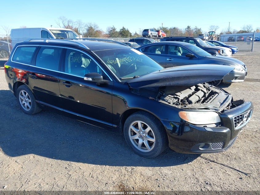 VOLVO V70 3.2/3.2 R-DESIGN