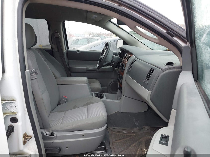 1D8HB48P07F506555 2007 DODGE DURANGO photo no. 5