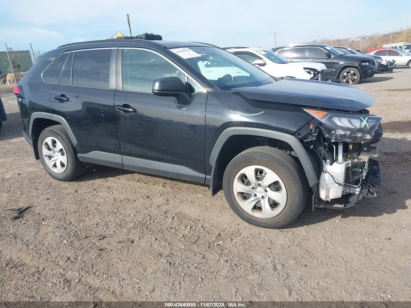 TOYOTA RAV4 LE