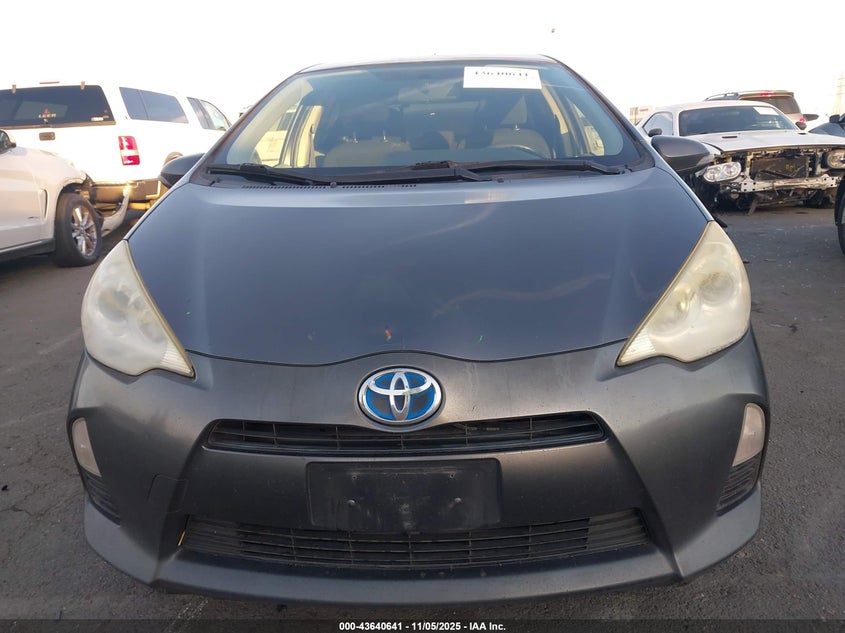 2013 TOYOTA PRIUS C THREE JTDKDTB33D1048792