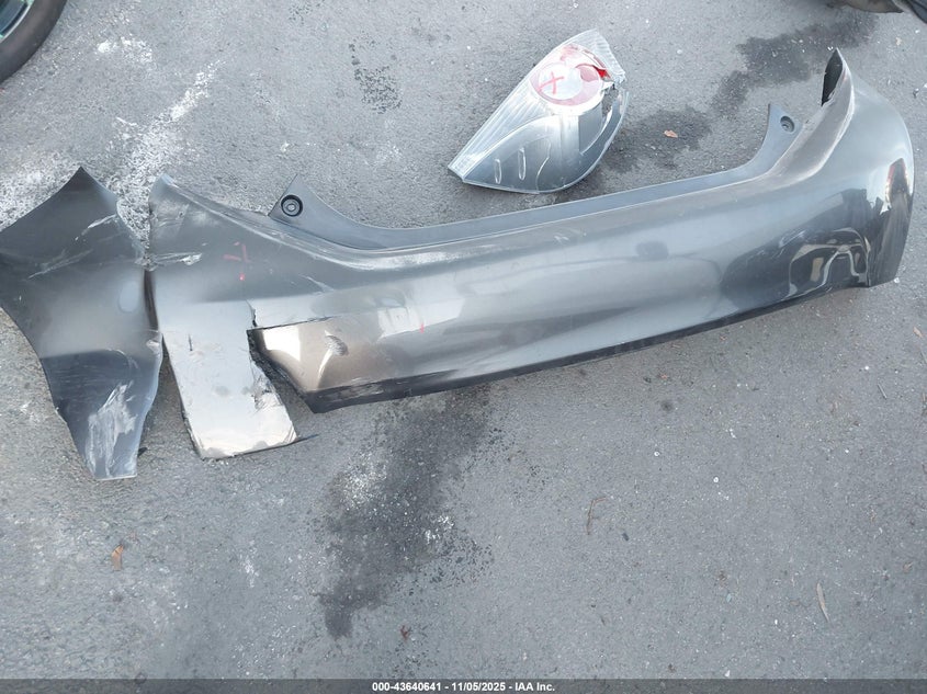 2013 TOYOTA PRIUS C THREE JTDKDTB33D1048792