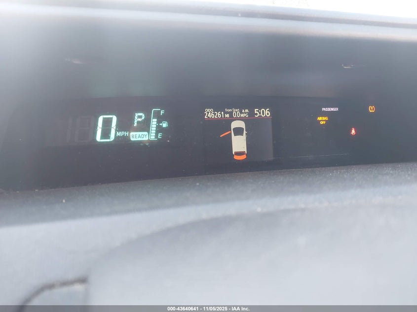 2013 TOYOTA PRIUS C THREE JTDKDTB33D1048792