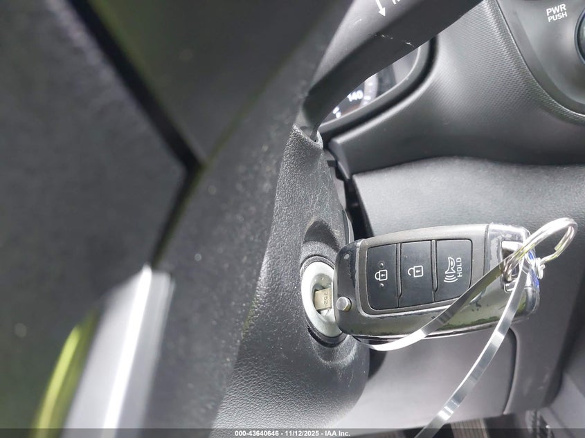 2021 HYUNDAI VENUE SE KMHRB8A36MU096767