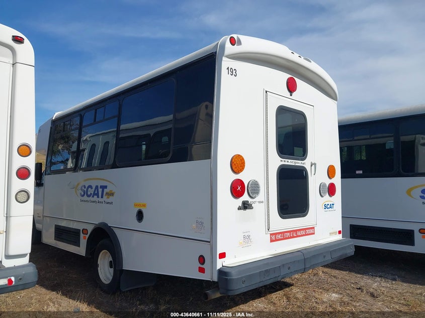 2019 Chevrolet Express Cutaway 4500 Van VIN: 1HA6GUBG7KN007228 Lot: 43640661
