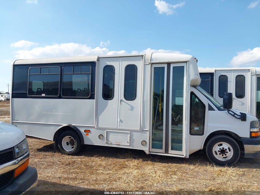 2019 Chevrolet Express Cutaway 4500 Van VIN: 1HA6GUBG9KN007022 Lot: 43640703