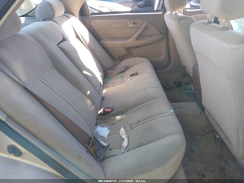 1999 Toyota Camry Ce VIN: 4T1BG22K5XU559685 Lot: 43640719