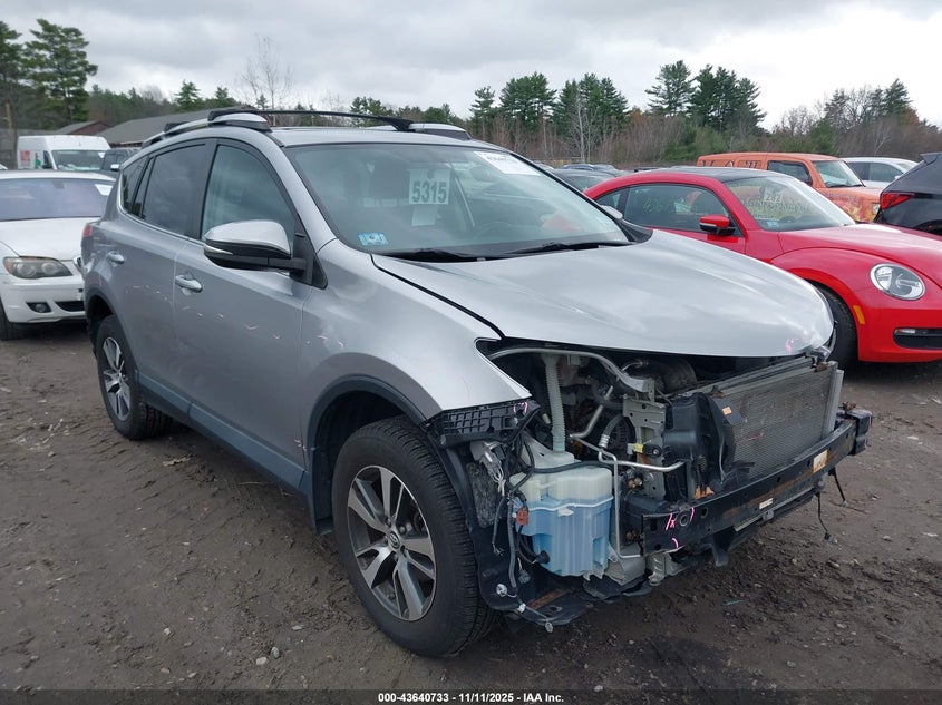 2016 TOYOTA RAV4 XLE - 2T3RFREV4GW459178