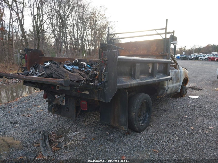 1FDAF56F9XEC99279 1999 FORD F550 photo no. 4