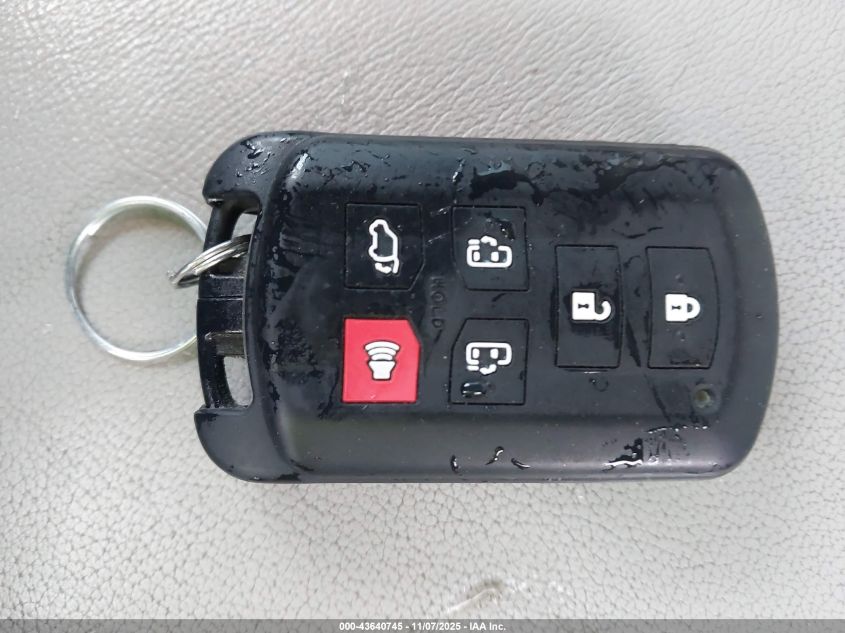 2011 Toyota Sienna Limited V6 VIN: 5TDYK3DC1BS021300 Lot: 43640745