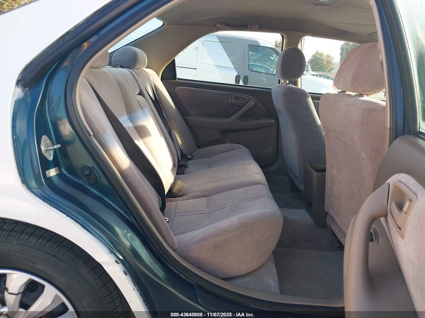 JT2BG22K7W0127473 1998 TOYOTA CAMRY photo no. 8