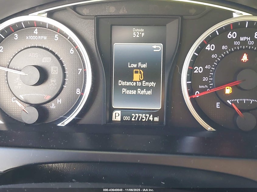 4T1BF1FK1HU715164 2017 TOYOTA CAMRY photo no. 7