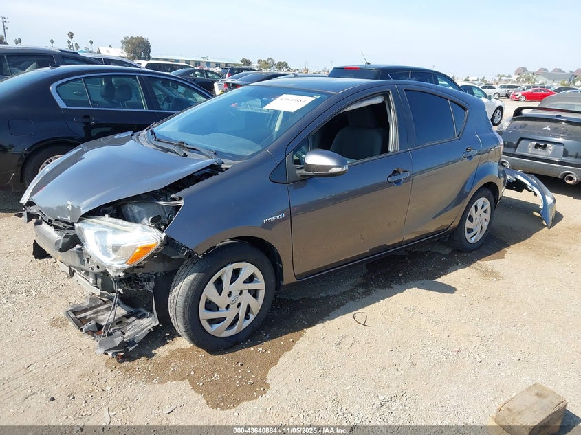 2015 Toyota Prius C Three VIN: JTDKDTB33F1578196 Lot: 43640884