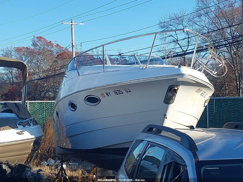 1996 CHRIS CRAFT 25' auction photo 6
