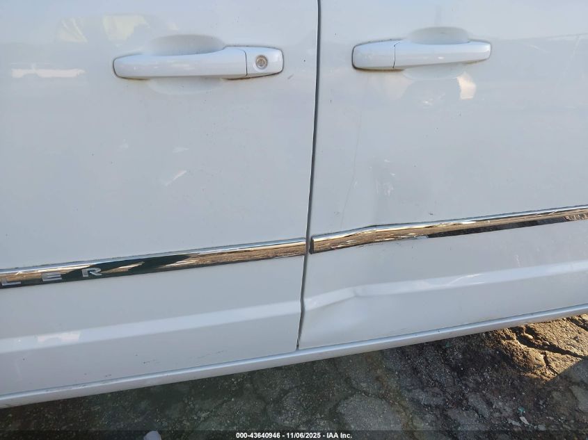 2014 Chrysler Town & Country Touring VIN: 2C4RC1BG7ER157603 Lot: 43640946