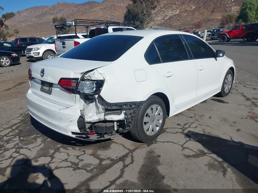 3VW267AJ4GM275673 2016 VOLKSWAGEN JETTA photo no. 4