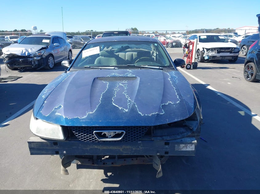 2000 Ford Mustang VIN: 1FAFP4045YF194670 Lot: 43640951
