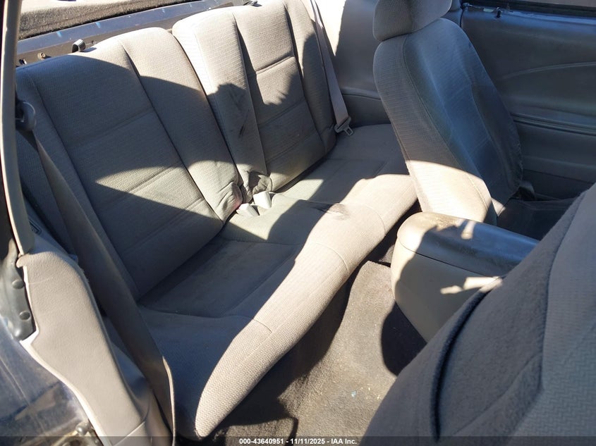 2000 Ford Mustang VIN: 1FAFP4045YF194670 Lot: 43640951