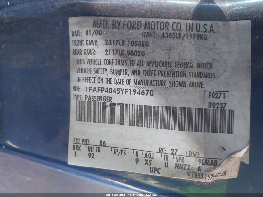 2000 Ford Mustang VIN: 1FAFP4045YF194670 Lot: 43640951