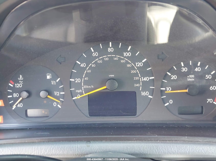 2001 Mercedes-Benz Clk 320 VIN: WDBLK65G51T072701 Lot: 43640987