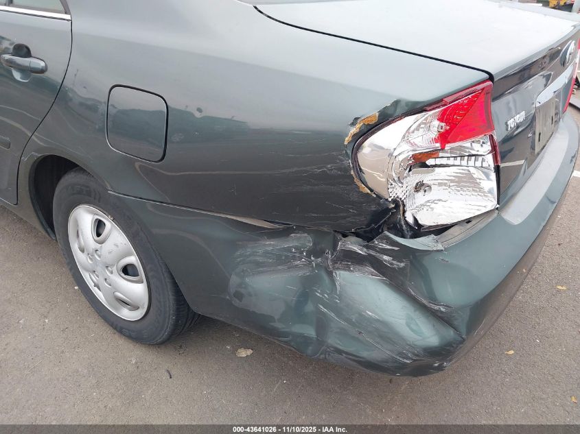 2004 Toyota Camry Le VIN: JTDBE32K240267270 Lot: 43641026