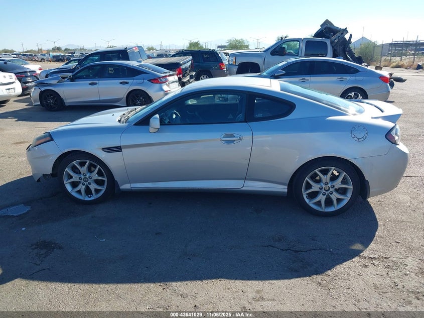 2007 Hyundai Tiburon Gt/Gt Limited/Se VIN: KMHHN66F37U249409 Lot: 43641029