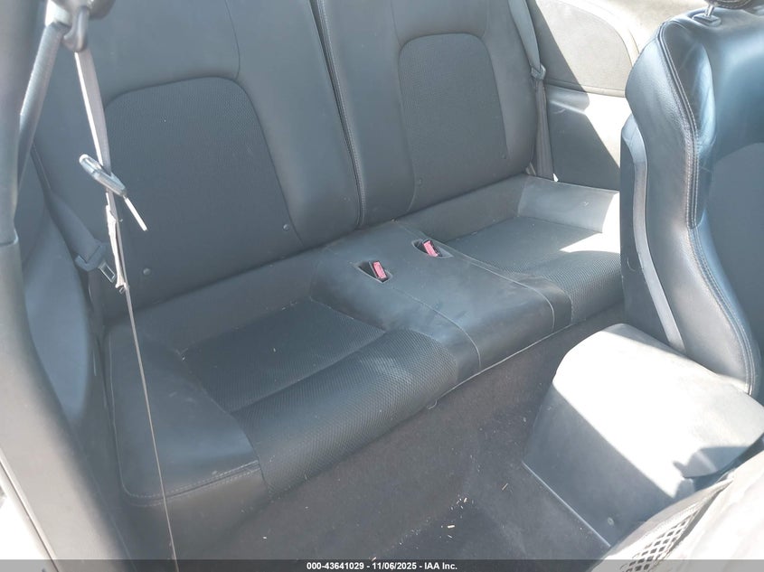 2007 Hyundai Tiburon Gt/Gt Limited/Se VIN: KMHHN66F37U249409 Lot: 43641029