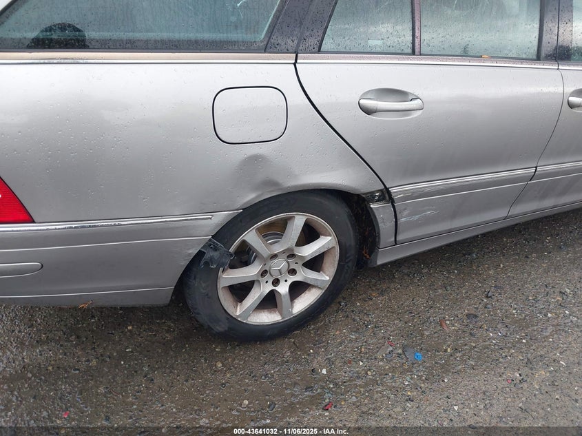 2005 Mercedes-Benz C 240 Luxury 4Matic VIN: WDBRH81J55F601073 Lot: 43641032