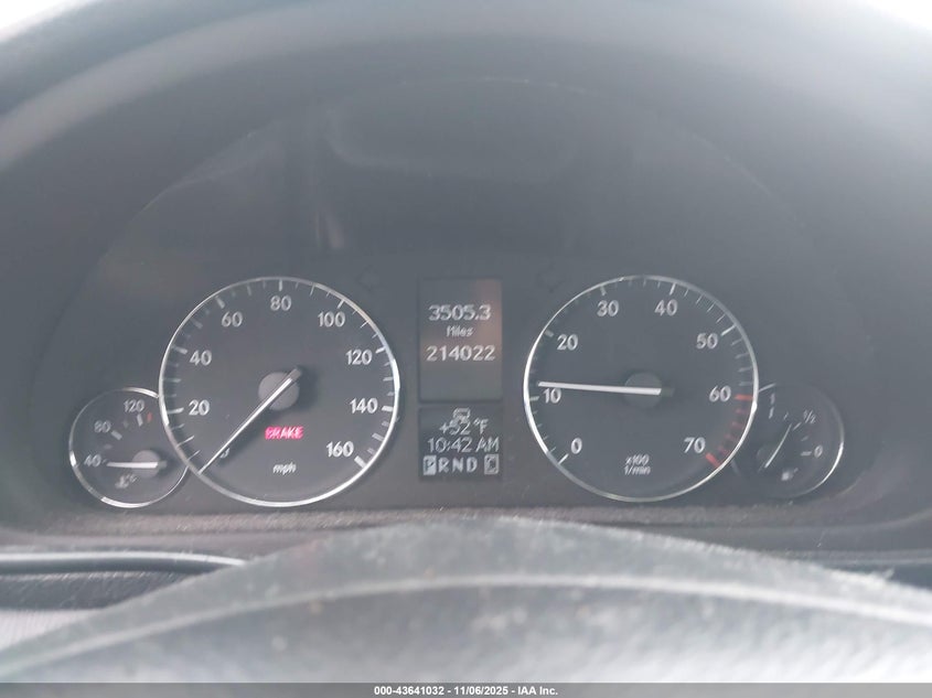 2005 Mercedes-Benz C 240 Luxury 4Matic VIN: WDBRH81J55F601073 Lot: 43641032