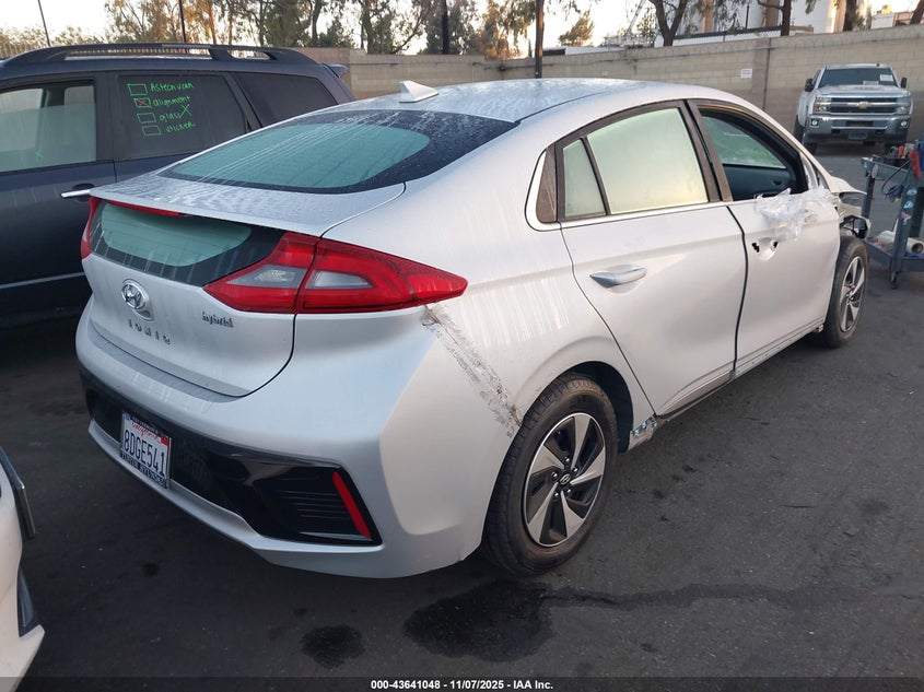 KMHC75LC6JU066358 2018 HYUNDAI IONIQ photo no. 4