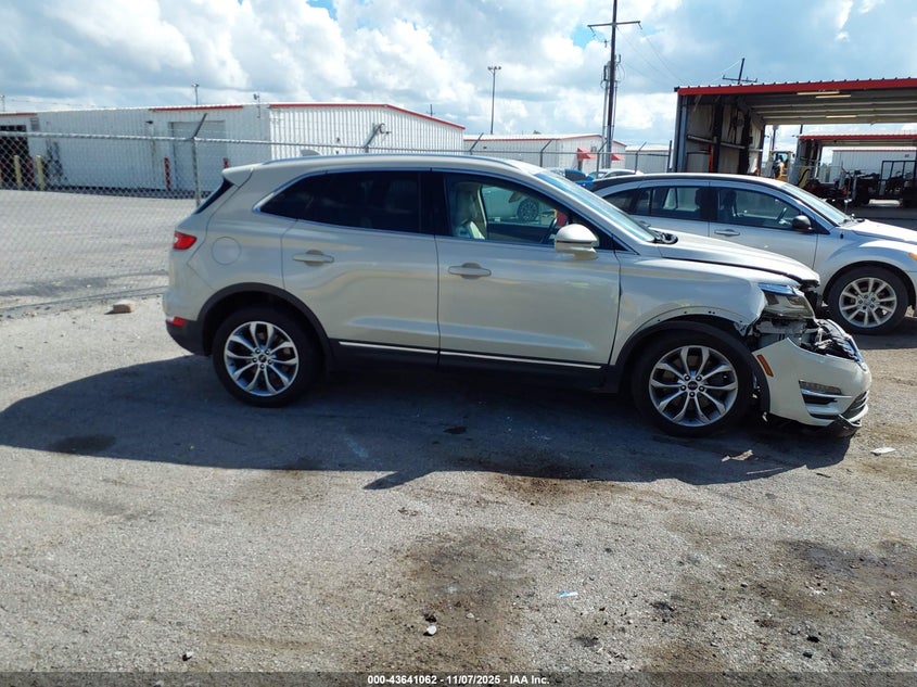 2018 Lincoln Mkc Select VIN: 5LMCJ2D99JUL23061 Lot: 43641062