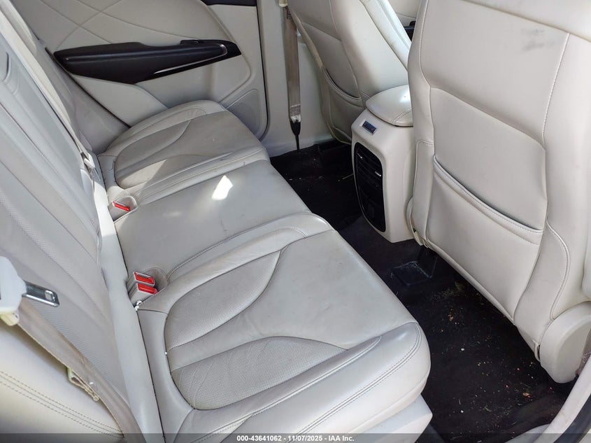 2018 Lincoln Mkc Select VIN: 5LMCJ2D99JUL23061 Lot: 43641062