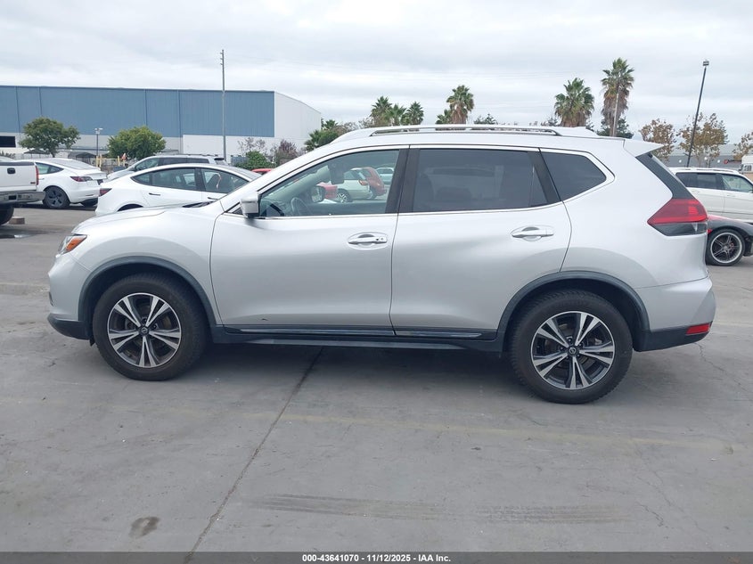2018 NISSAN ROGUE SL JN8AT2MV4JW320261