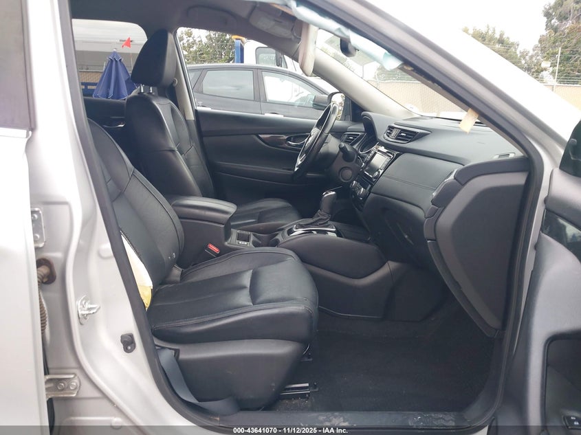 2018 NISSAN ROGUE SL JN8AT2MV4JW320261