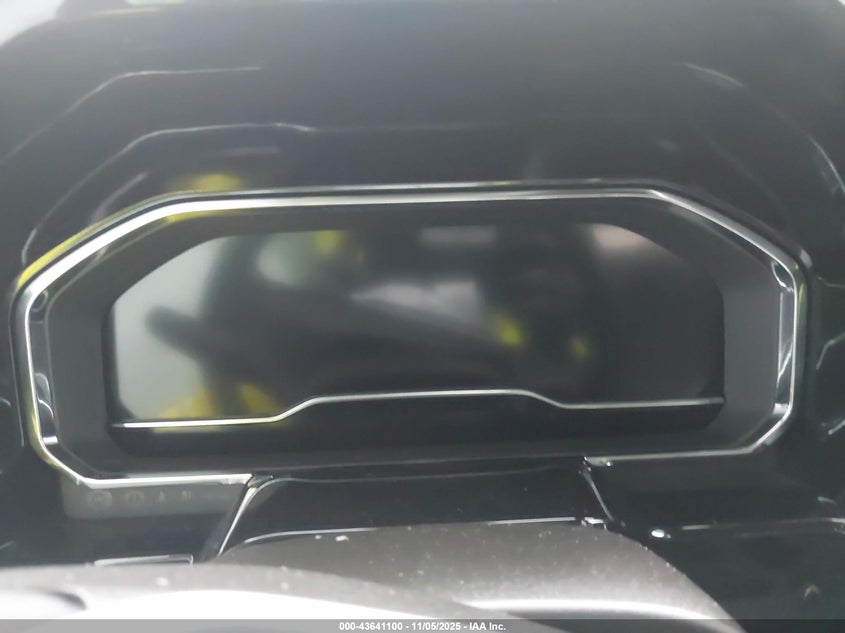 2025 GMC Sierra 1500 4Wd Short Box Slt VIN: 1GTUUDED4SZ317531 Lot: 43641100