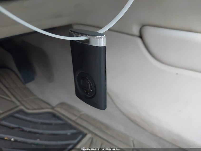 2013 CADILLAC XTS PREMIUM - 2G61S5S37D9136403