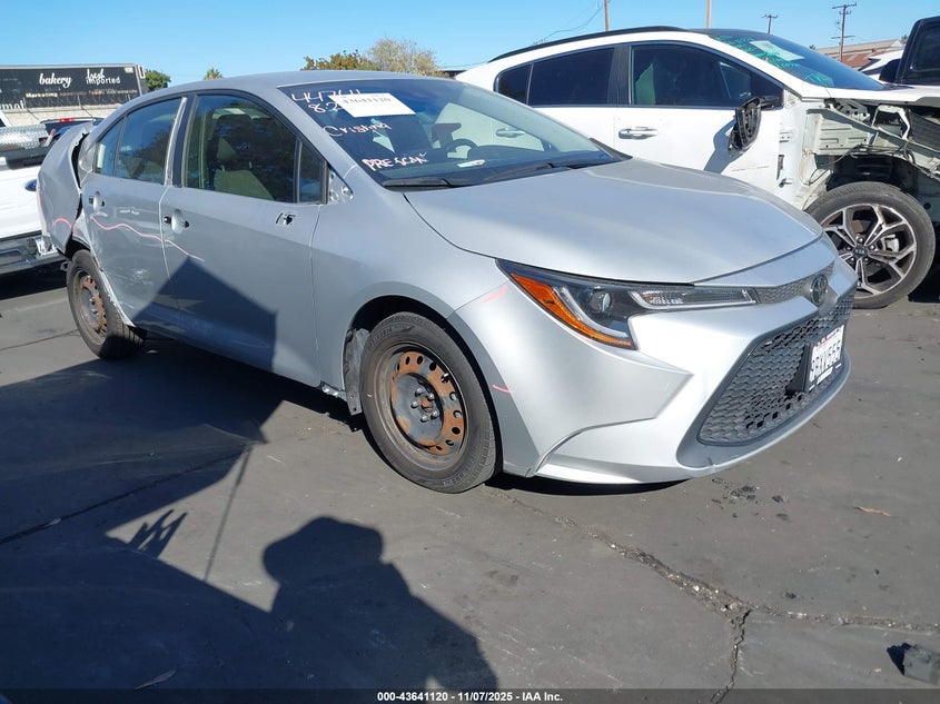2022 TOYOTA COROLLA LE - JTDEPMAE2N3024695