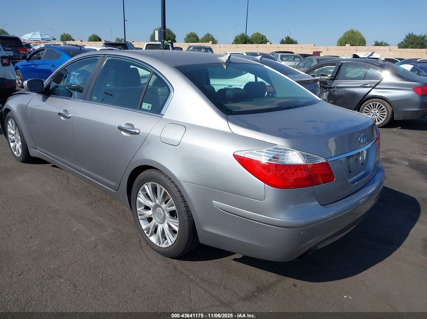 KMHGC46E59U058560 2009 HYUNDAI GENESIS photo no. 3
