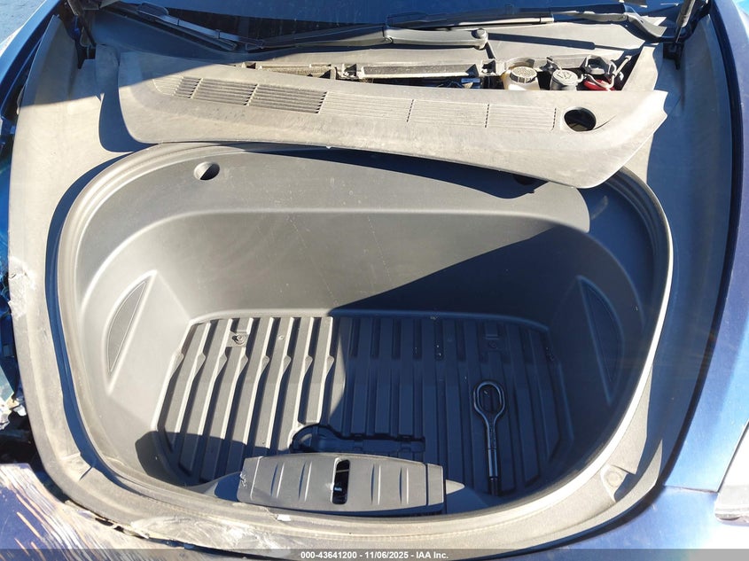 2023 Tesla Model 3 Rear-Wheel Drive VIN: 5YJ3E1EA0PF477531 Lot: 43641200