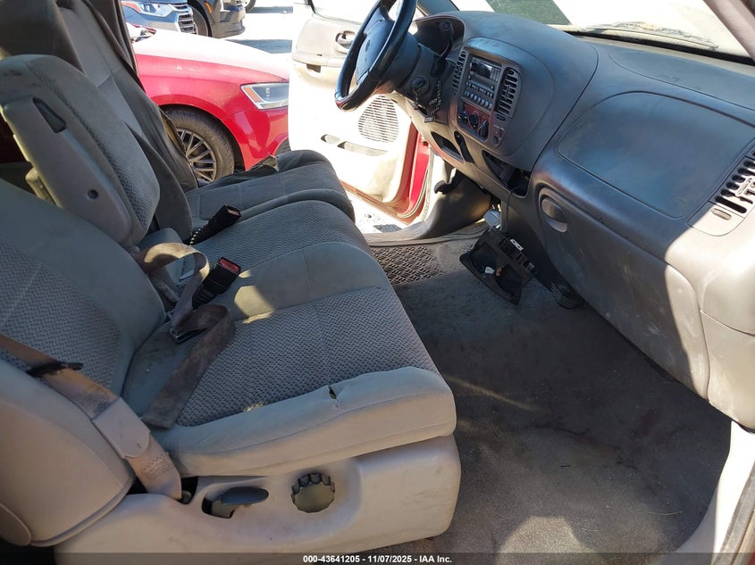 1FTRX17W72NB40863 2002 FORD F-150 photo no. 5