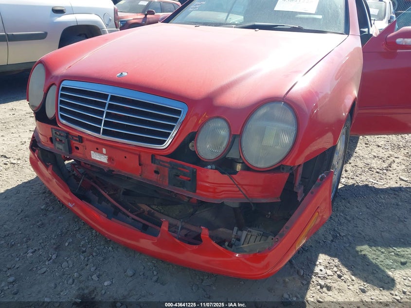 2003 Mercedes-Benz Clk 320 VIN: WDBLK65G63T140393 Lot: 43641225